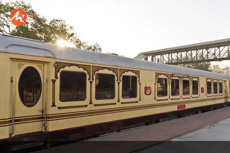 Palace on Wheels